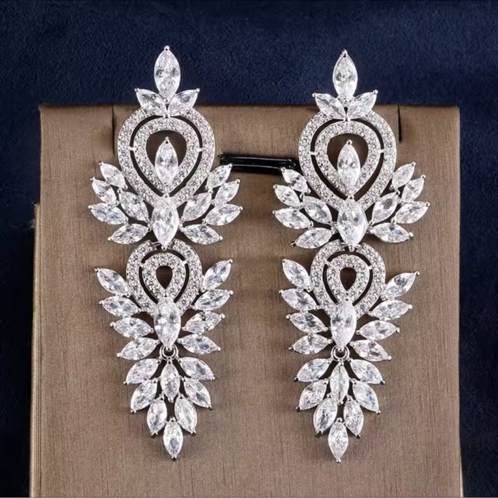 Marquis Elegant Diamond Silver Crystal Earrings - Picture 2 of 5